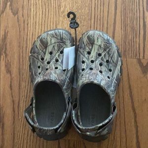 Crocs Unisex Classic Realtree Clog Camo Shoes